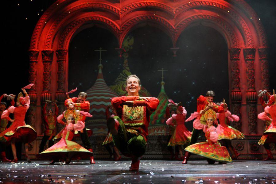 Russian Folklore Shows Moscow Saint Petersburg